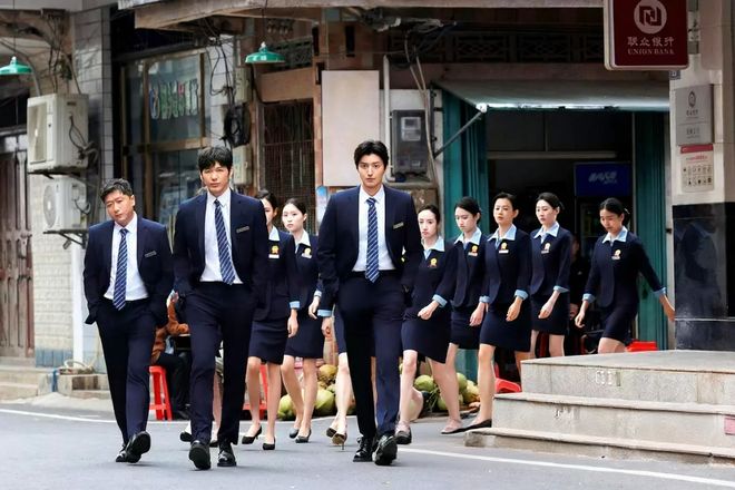 老牌五星酒店还在苦撑“国庆也不敢涨价”(图7) 老牌五星酒店还在苦撑“国庆也不敢涨价”(图7)